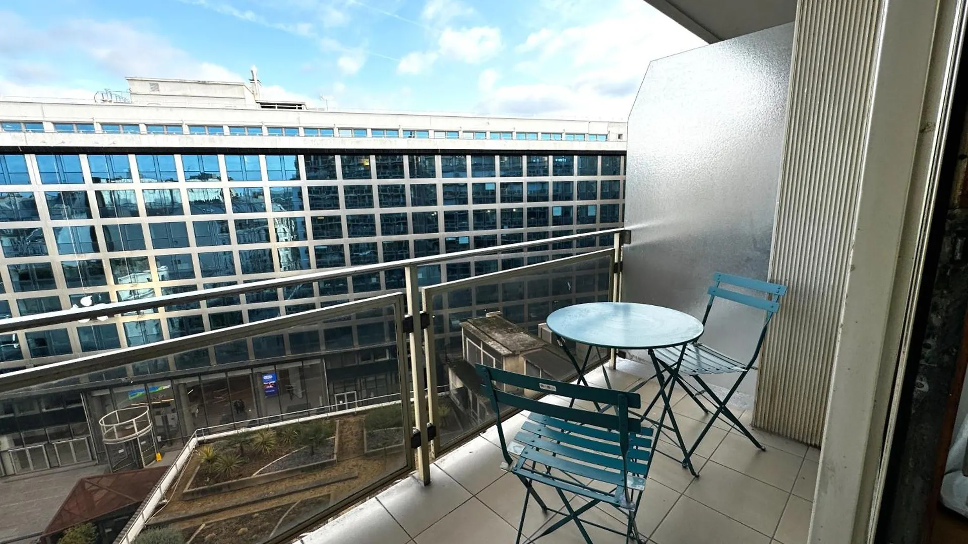 Apartment Le Wagram - With Terrasse - Arc De Triomphe *