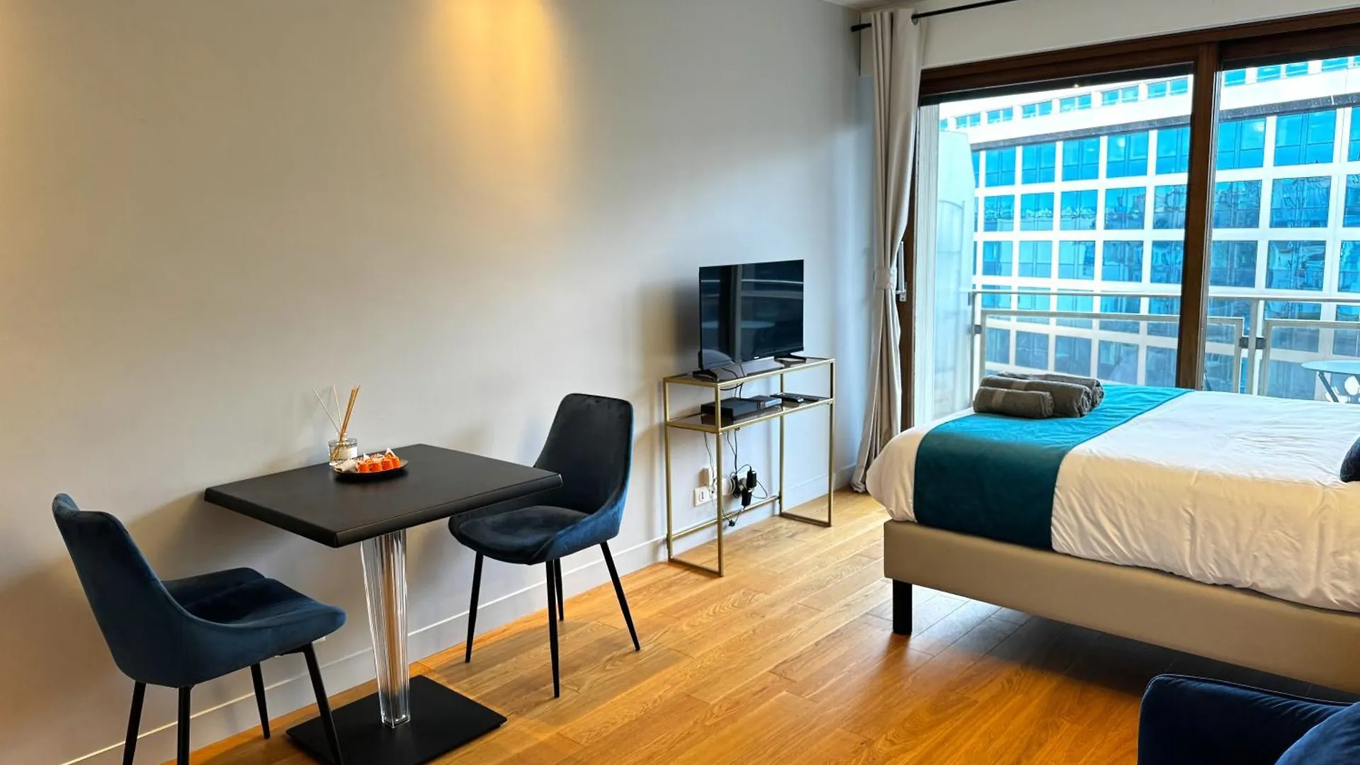 Apartment Le Wagram - With Terrasse - Arc De Triomphe *